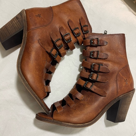 Heels Frye - Picture 4 of 13